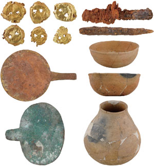 Artefacts(Tomb No. 8 of Group 2)