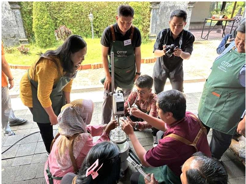 Dissemination of ‘Customized K-Conservation Technology’ to Preserve Indonesian Cultural Heritage